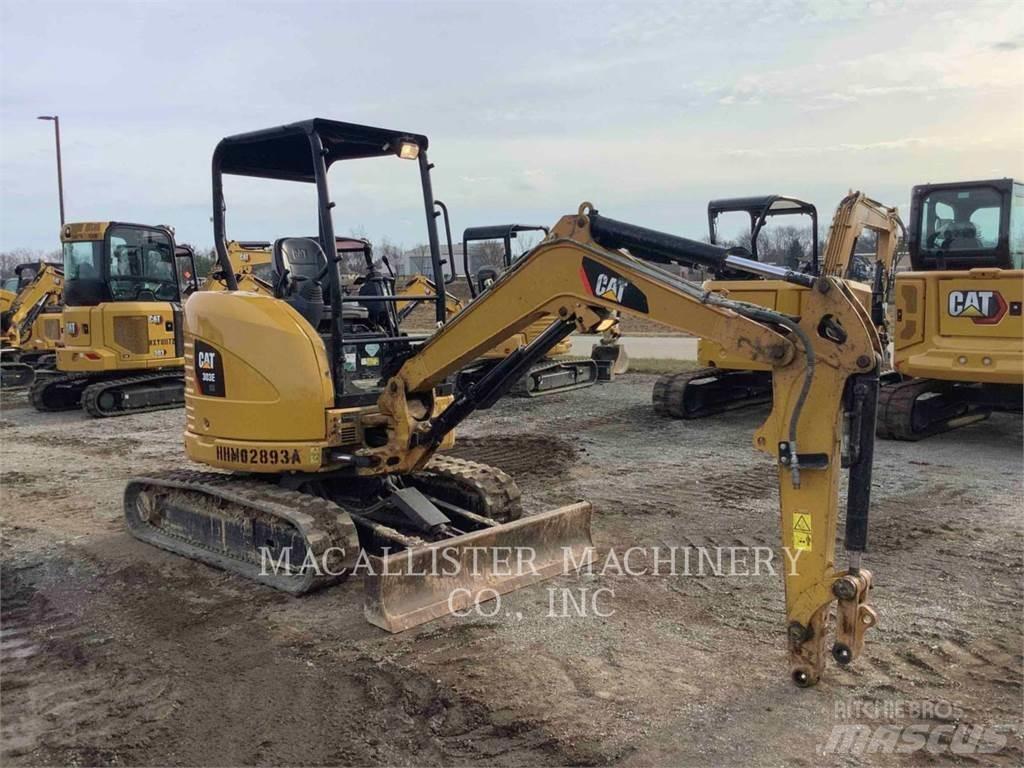 CAT 303ECR Kāpurķēžu ekskavatori