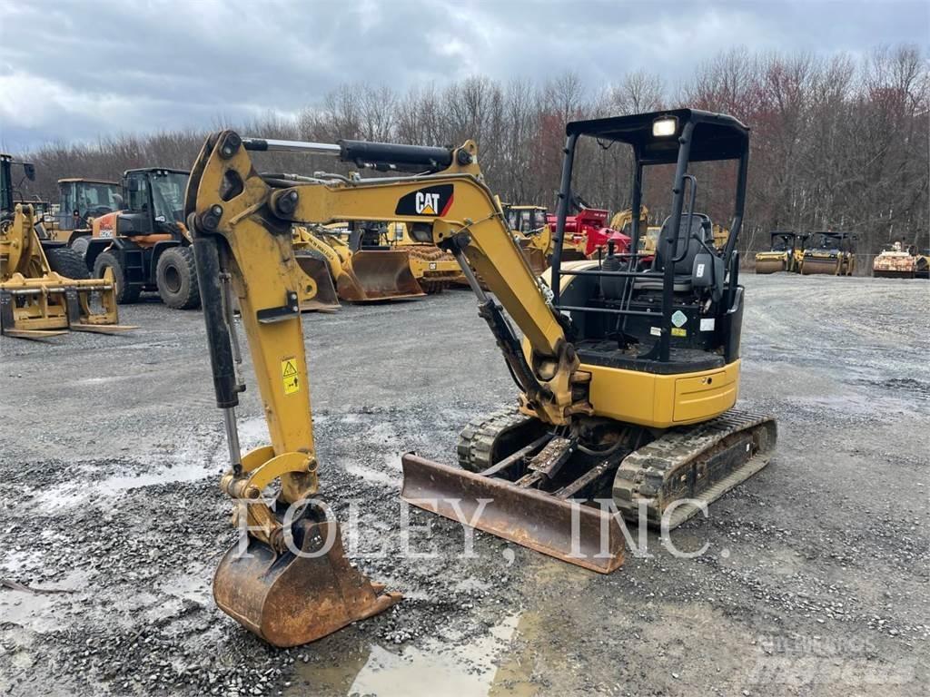 CAT 303ECR Kāpurķēžu ekskavatori