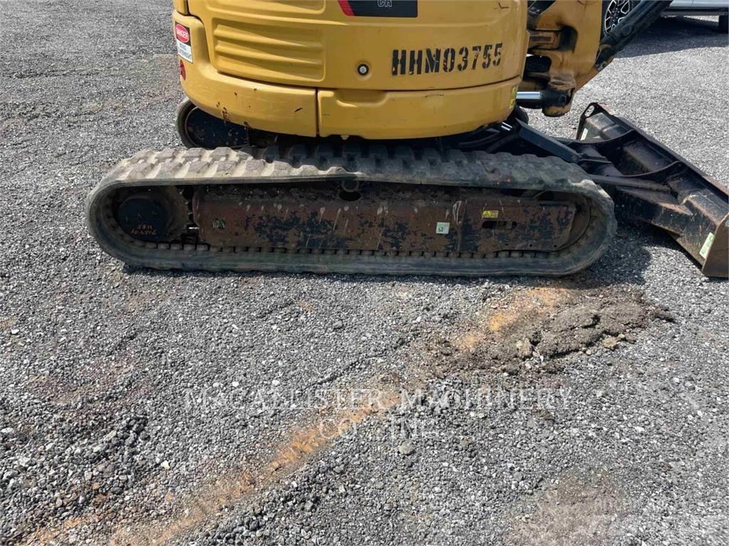 CAT 303ECR Kāpurķēžu ekskavatori