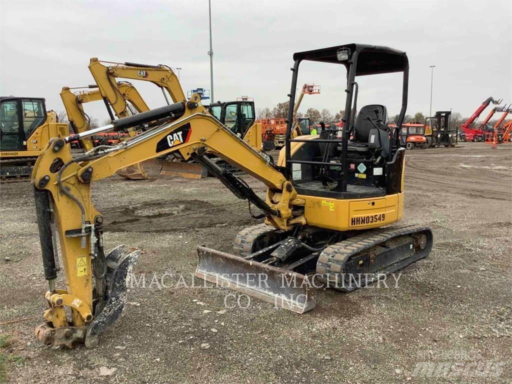 CAT 303ECR Kāpurķēžu ekskavatori