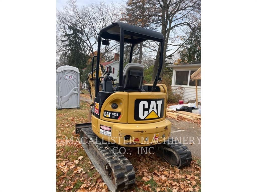 CAT 303ECR Kāpurķēžu ekskavatori