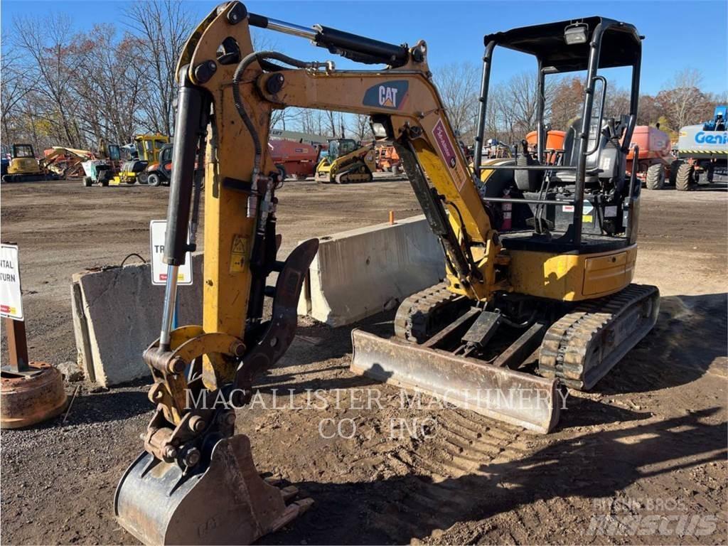 CAT 303ECR Kāpurķēžu ekskavatori
