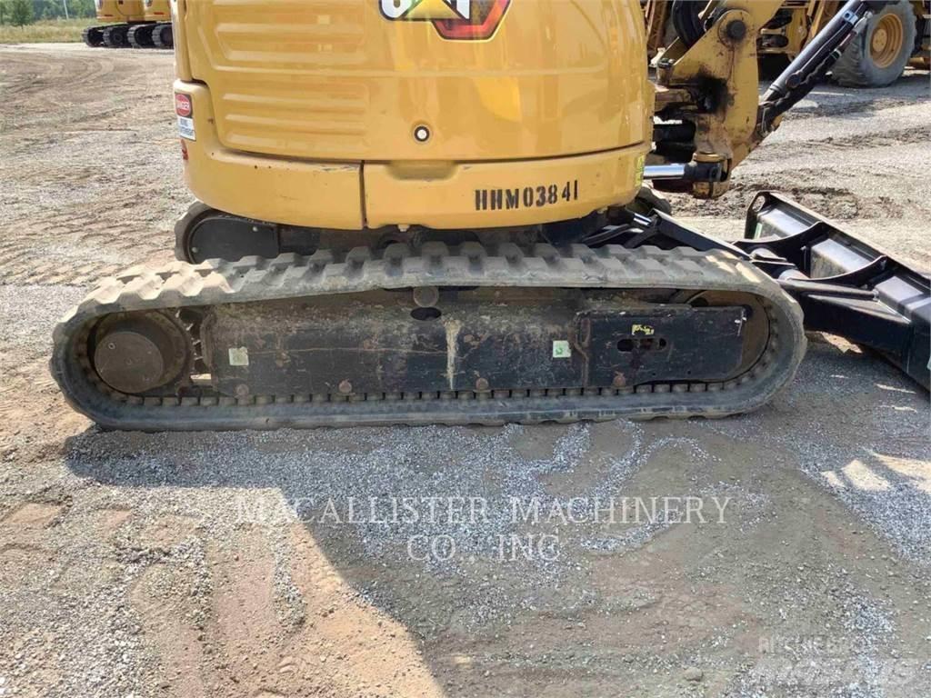 CAT 303ECR Kāpurķēžu ekskavatori