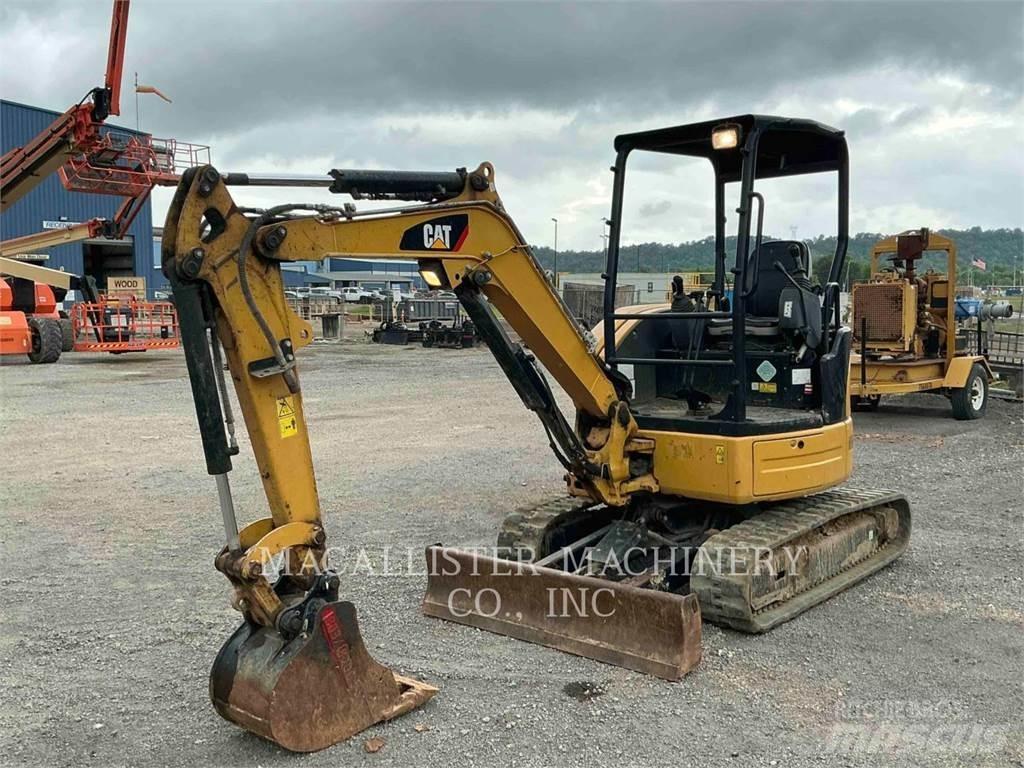 CAT 303ECR Kāpurķēžu ekskavatori