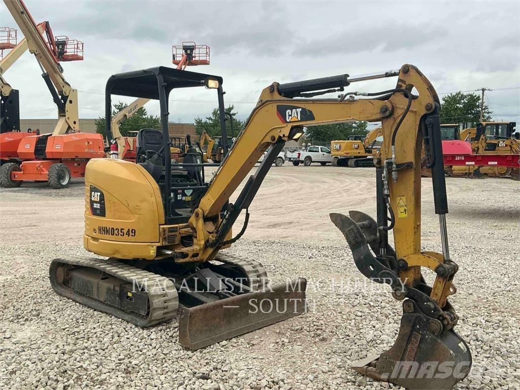 CAT 303ECR Kāpurķēžu ekskavatori