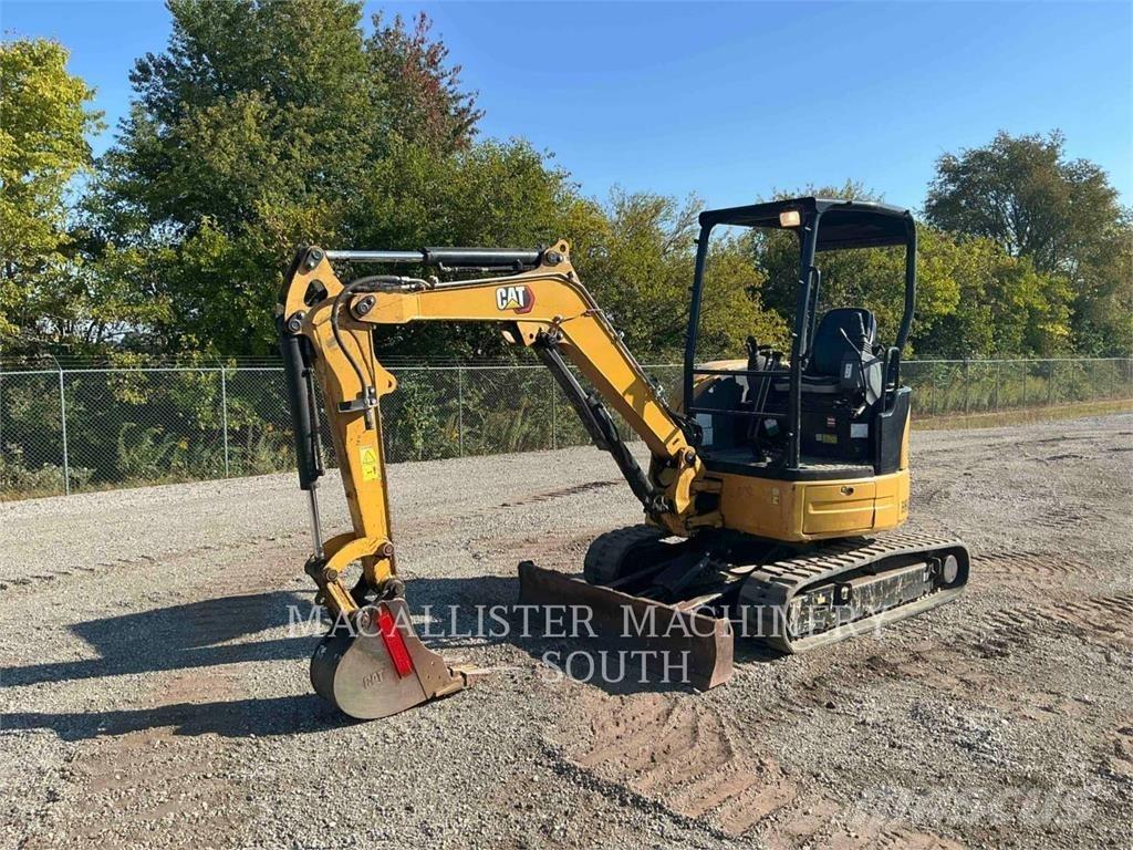 CAT 303ECR Kāpurķēžu ekskavatori