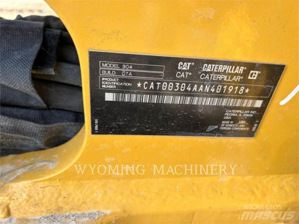 CAT 304 Kāpurķēžu ekskavatori