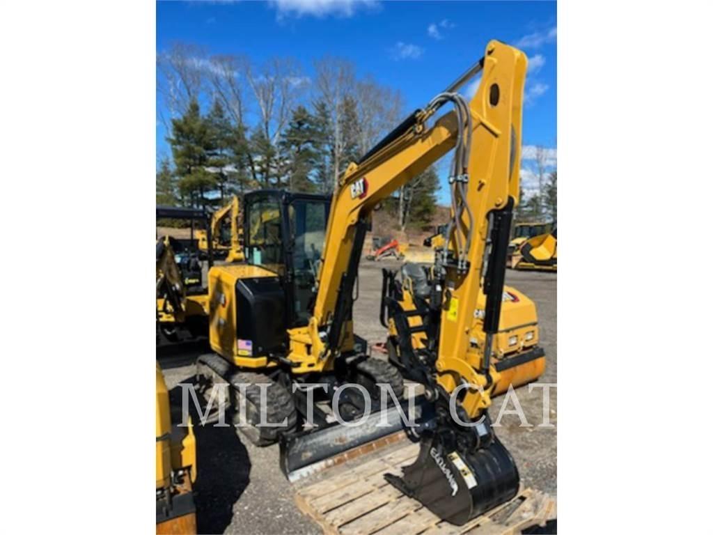 CAT 304 Kāpurķēžu ekskavatori