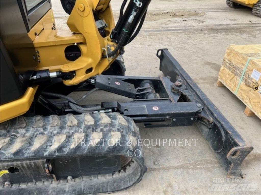 CAT 304 Kāpurķēžu ekskavatori