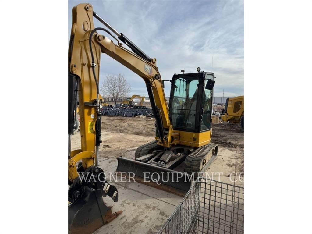 CAT 304 Kāpurķēžu ekskavatori