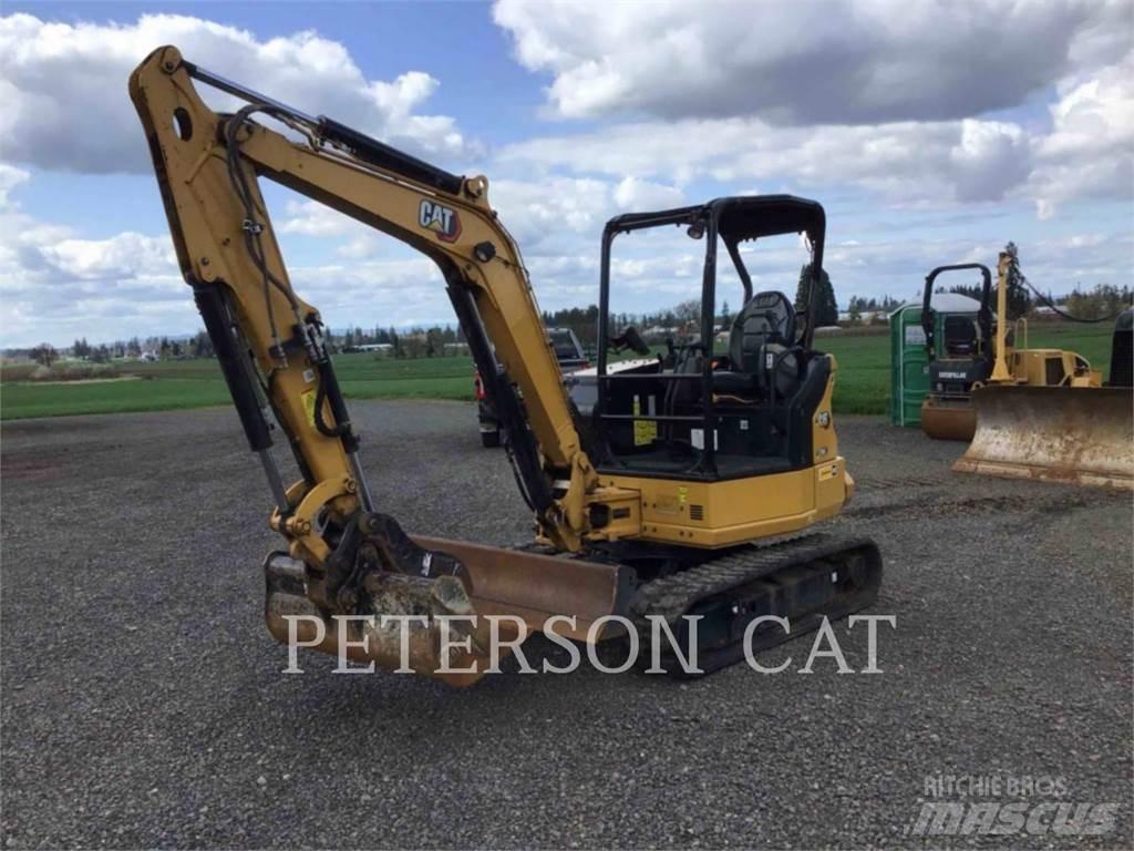 CAT 304 Kāpurķēžu ekskavatori