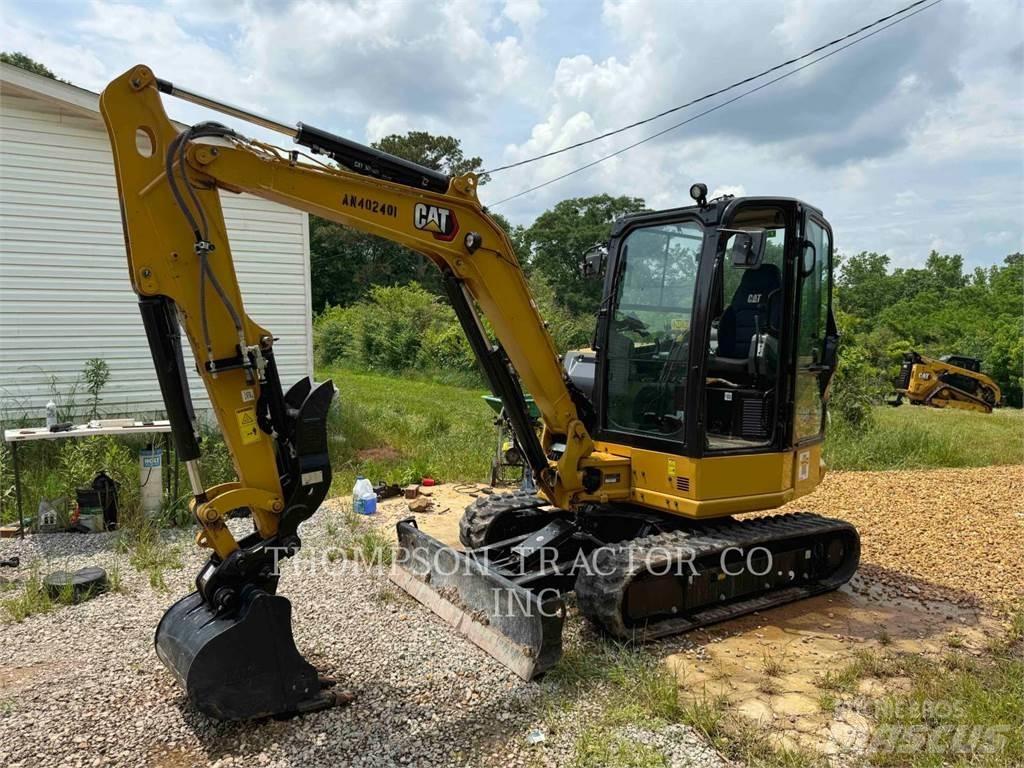 CAT 304 Kāpurķēžu ekskavatori