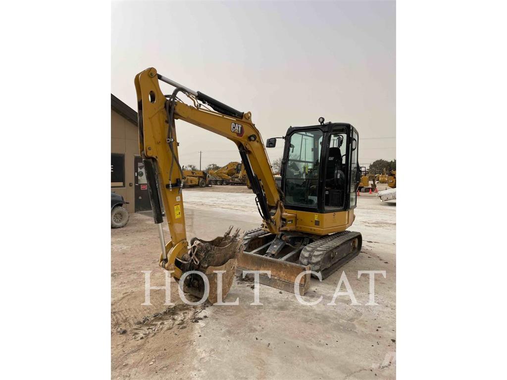 CAT 304 Kāpurķēžu ekskavatori