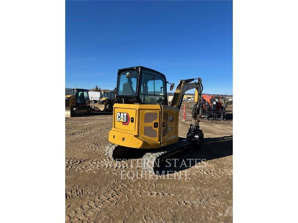CAT 304 Kāpurķēžu ekskavatori
