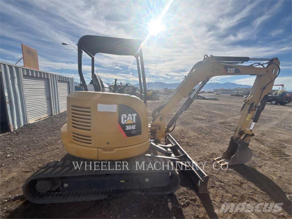 CAT 304E C1 TH Kāpurķēžu ekskavatori