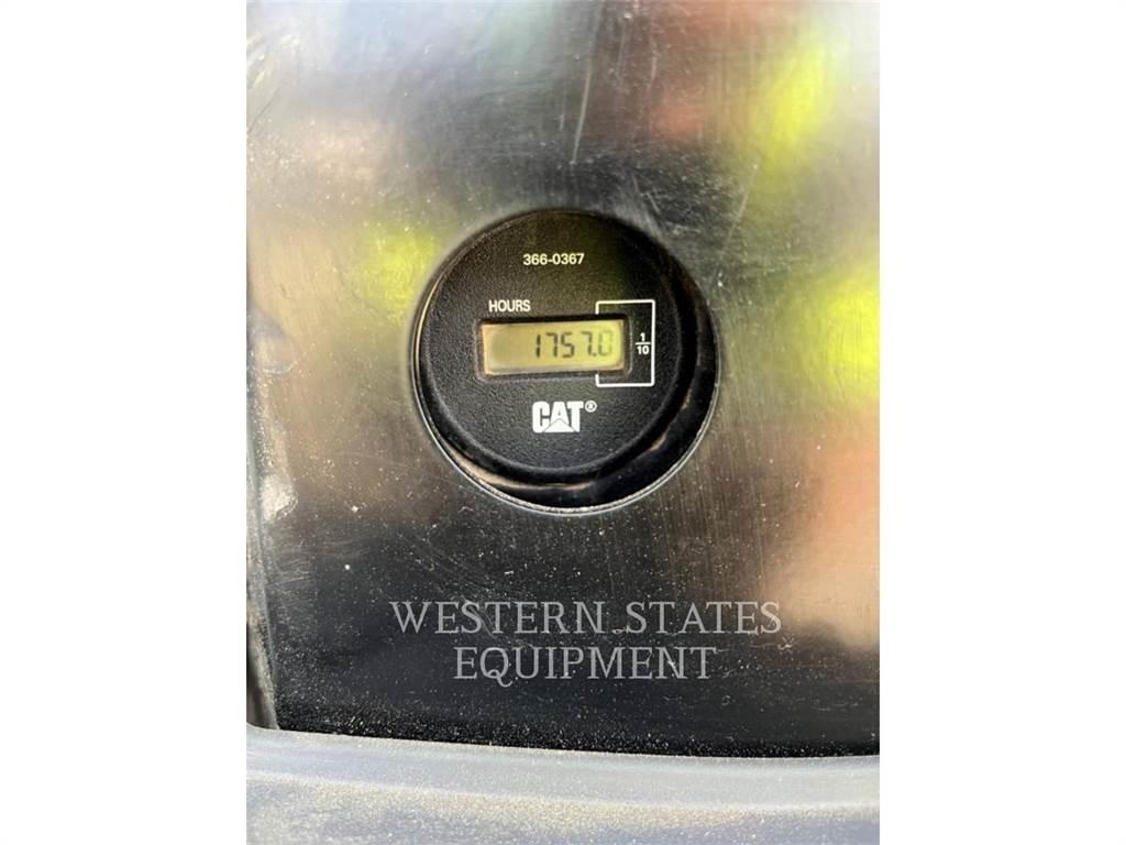 CAT 304E2 Kāpurķēžu ekskavatori
