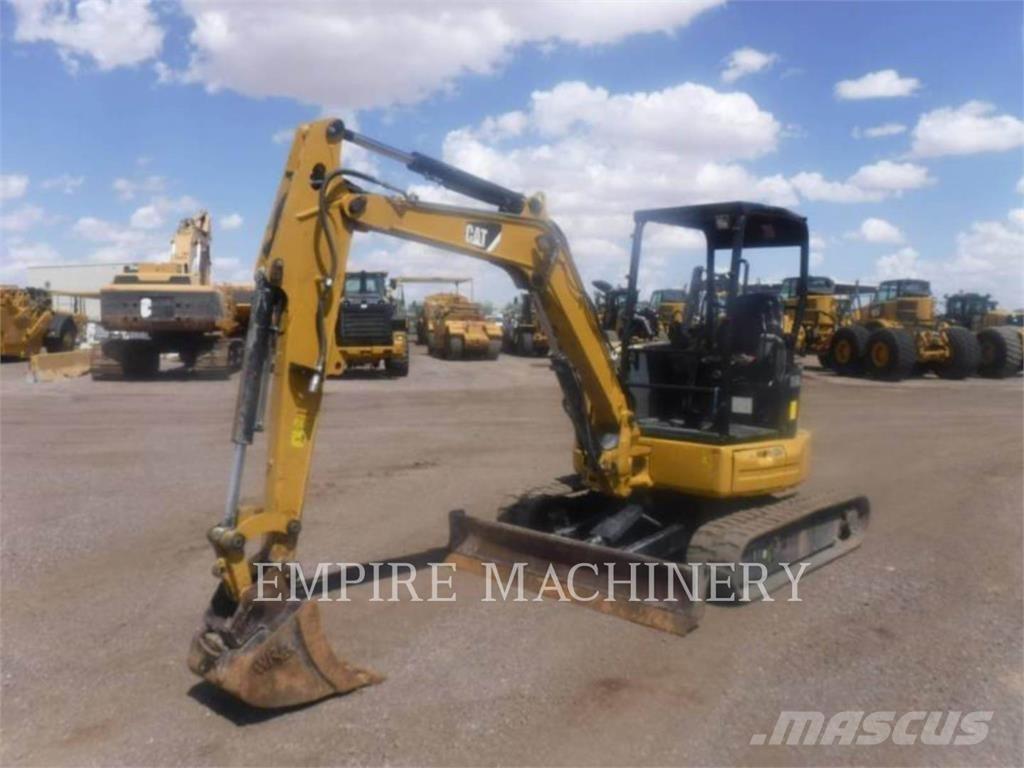 CAT 304E2 Kāpurķēžu ekskavatori