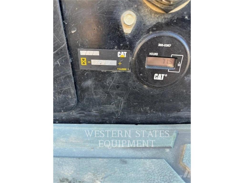 CAT 304E2 Kāpurķēžu ekskavatori