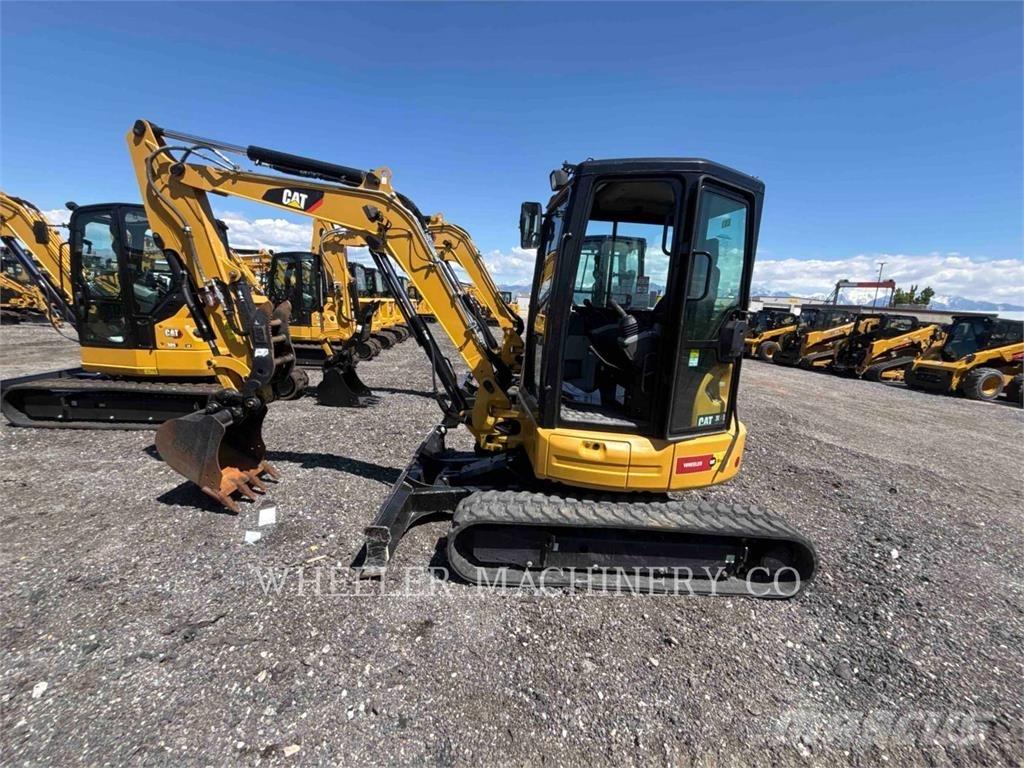 CAT 304E2 C3TH Kāpurķēžu ekskavatori