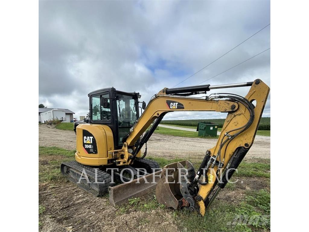 CAT 304E2 CR- Kāpurķēžu ekskavatori