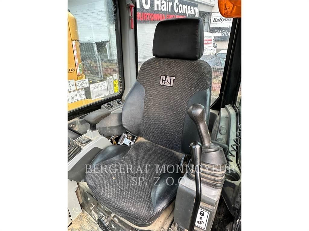 CAT 304E2CR Kāpurķēžu ekskavatori