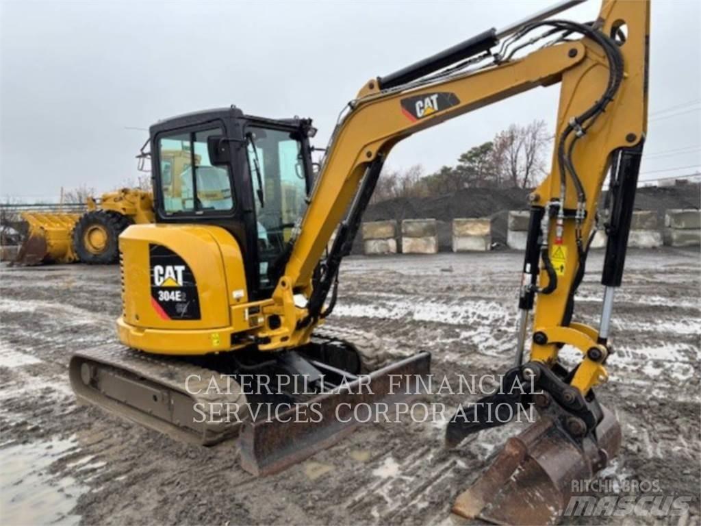 CAT 304E2CR Kāpurķēžu ekskavatori