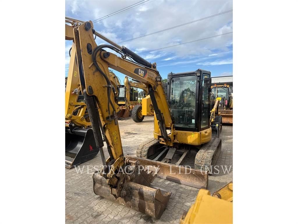 CAT 304E2CR Kāpurķēžu ekskavatori