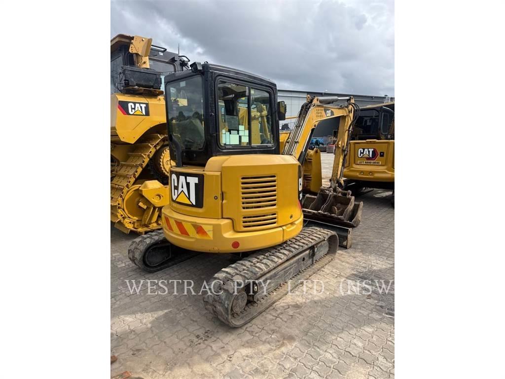 CAT 304E2CR Kāpurķēžu ekskavatori