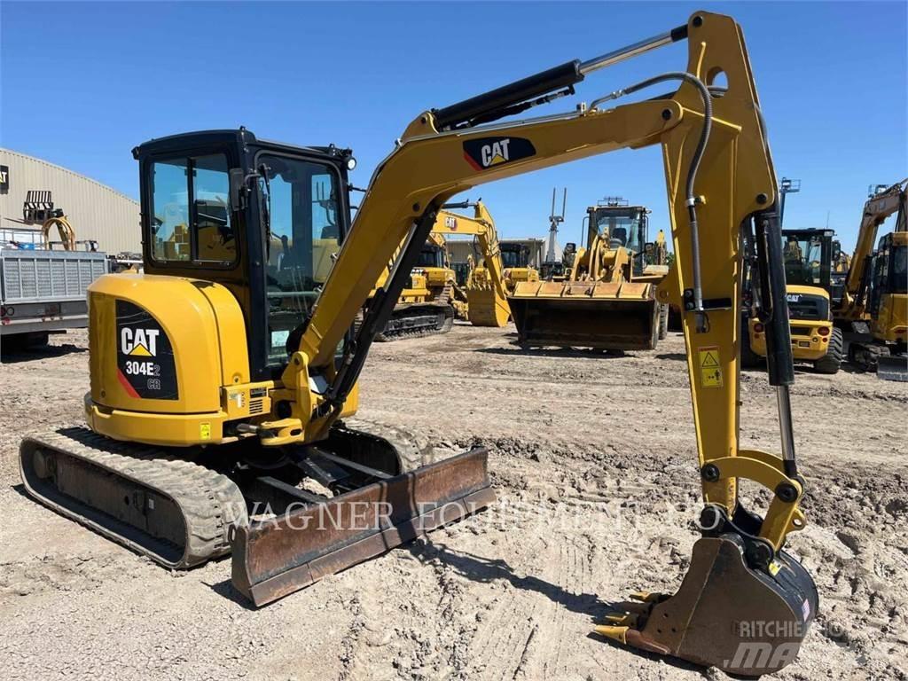 CAT 304E2CR Kāpurķēžu ekskavatori
