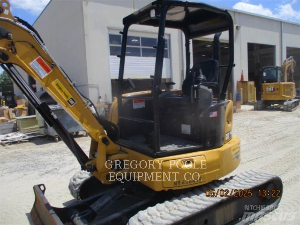 CAT 304E2CR Kāpurķēžu ekskavatori
