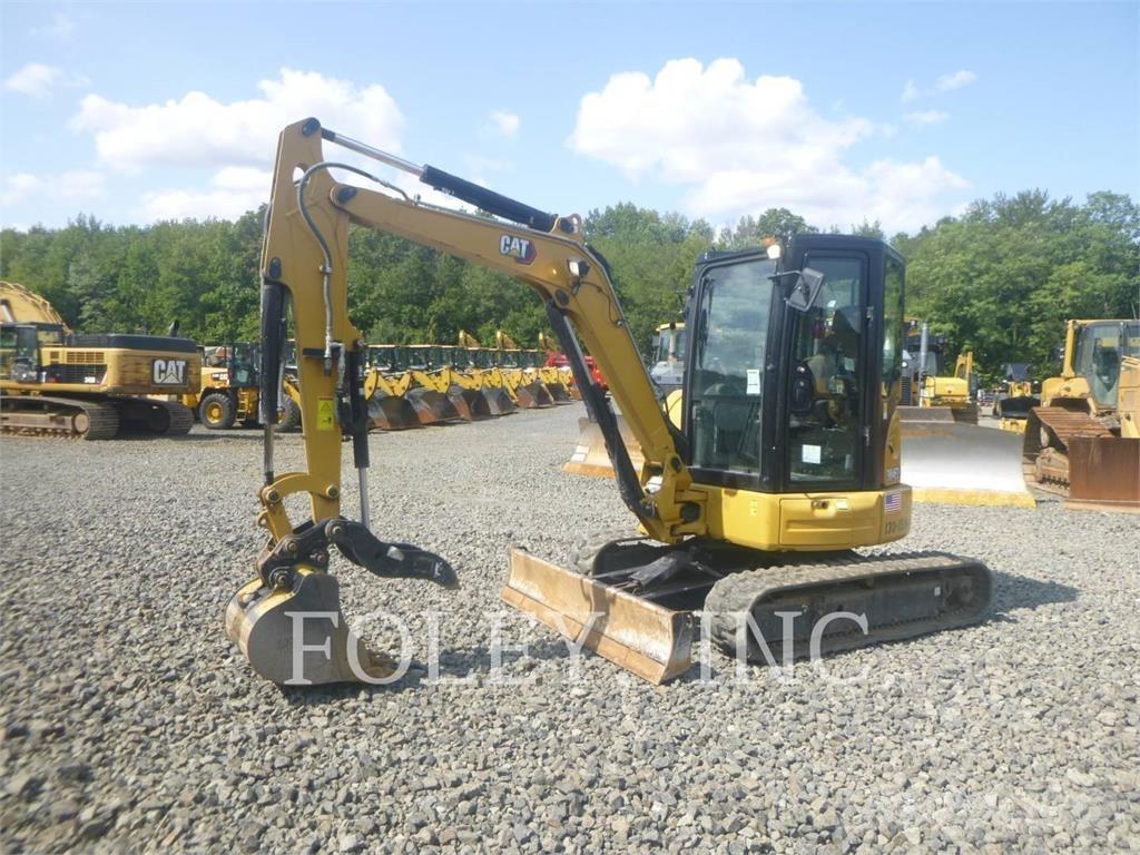 CAT 304E2CR Kāpurķēžu ekskavatori