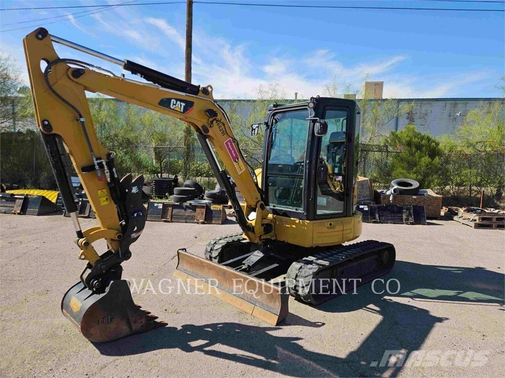 CAT 304E2CR Kāpurķēžu ekskavatori