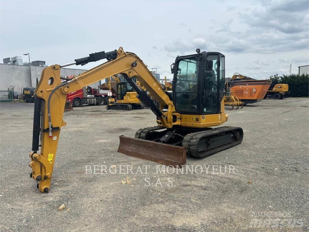 CAT 305 Kāpurķēžu ekskavatori