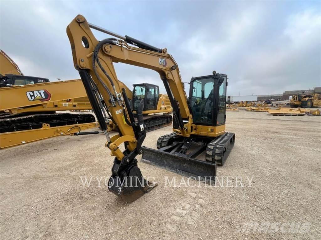 CAT 305 Kāpurķēžu ekskavatori