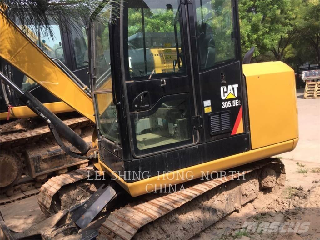 CAT 305.5E2 Kāpurķēžu ekskavatori