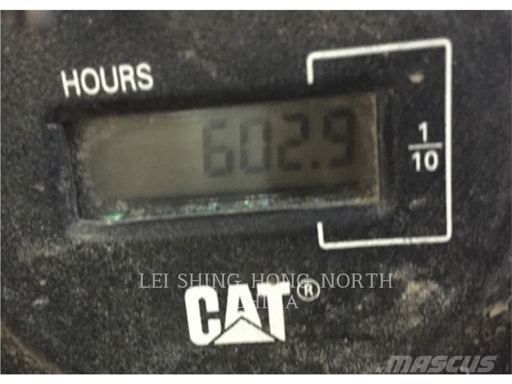 CAT 305.5E2 Kāpurķēžu ekskavatori
