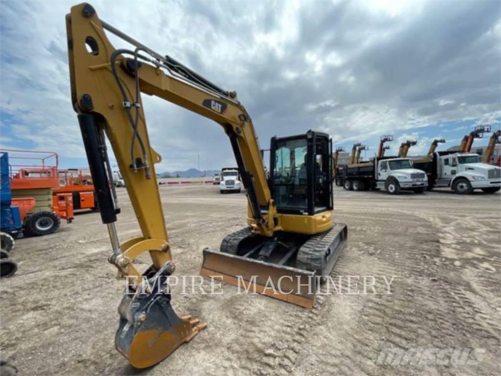 CAT 305.5E2 CA Kāpurķēžu ekskavatori