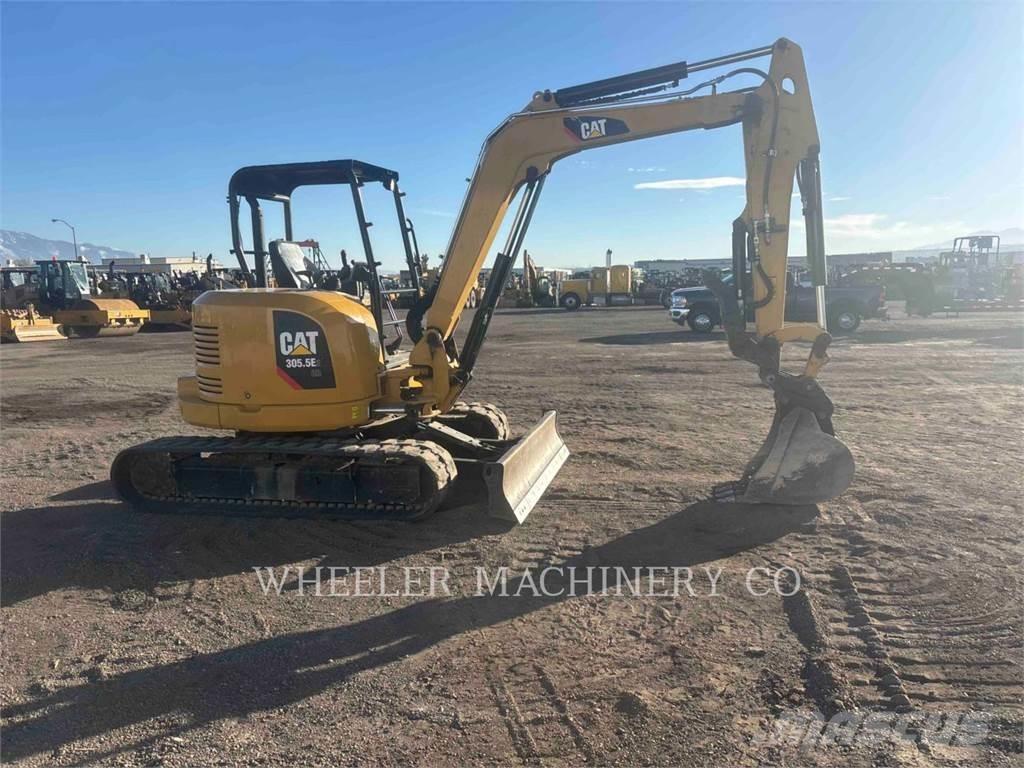 CAT 305.5E2C1T Kāpurķēžu ekskavatori