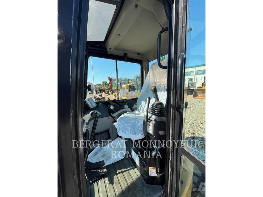CAT 305.5E2CR Kāpurķēžu ekskavatori