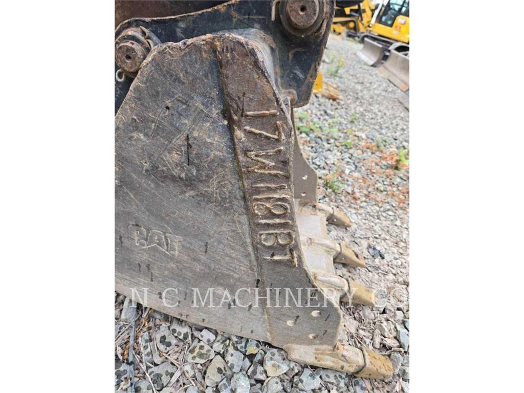 CAT 305.5E2CRB Kāpurķēžu ekskavatori