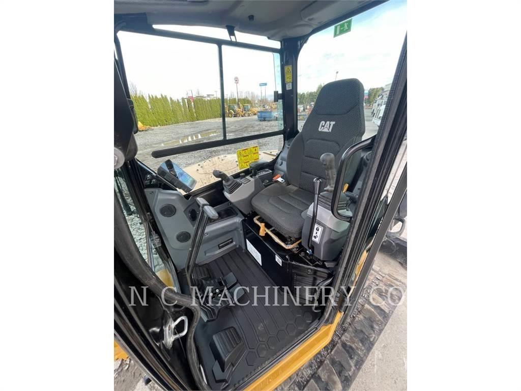 CAT 305 CRCB Kāpurķēžu ekskavatori