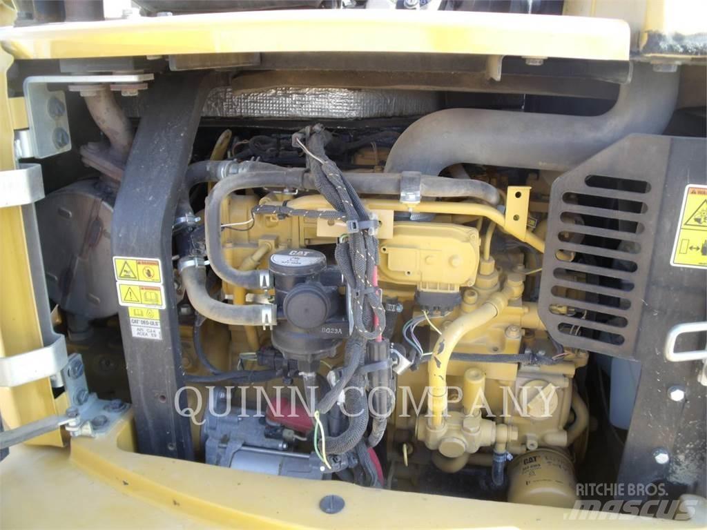 CAT 305E2 Kāpurķēžu ekskavatori