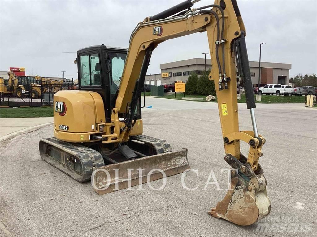 CAT 305E2 Kāpurķēžu ekskavatori