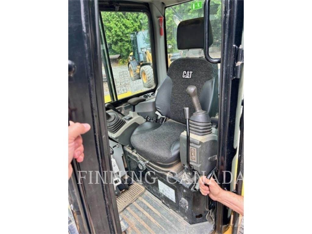 CAT 305E2 Kāpurķēžu ekskavatori