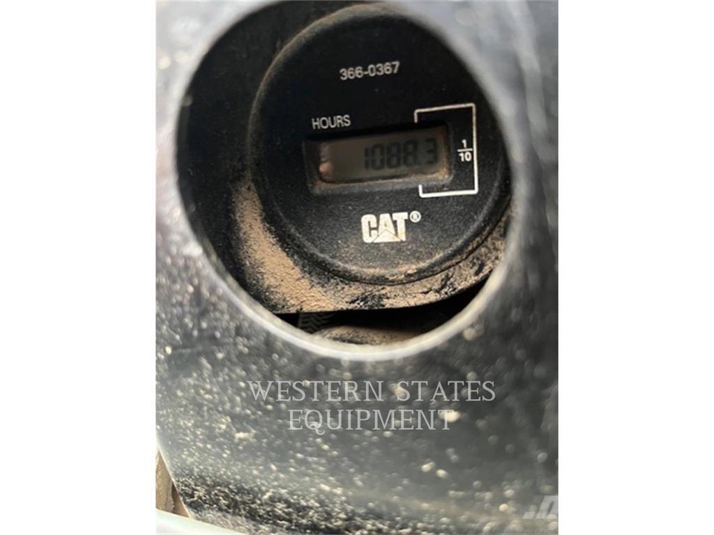 CAT 305E2 Kāpurķēžu ekskavatori