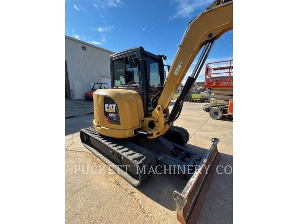 CAT 305E2CR Kāpurķēžu ekskavatori
