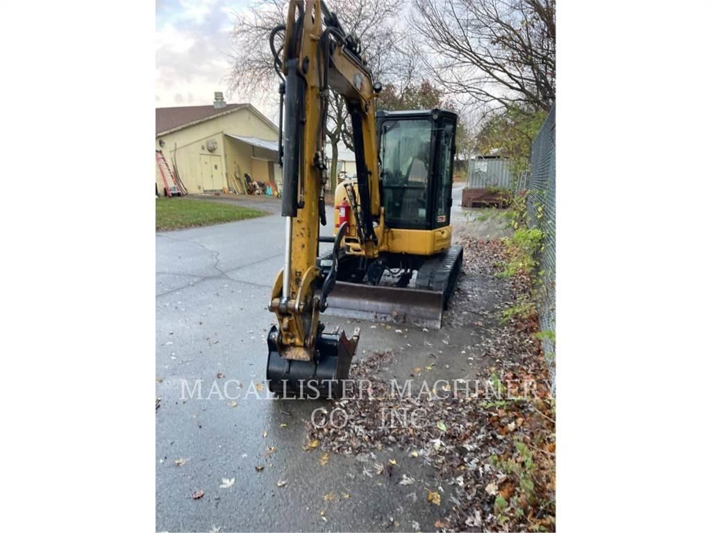 CAT 305E2CR Kāpurķēžu ekskavatori