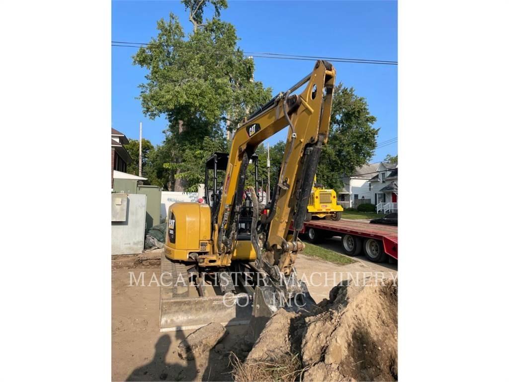 CAT 305E2CR Kāpurķēžu ekskavatori
