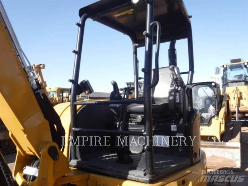 CAT 305E2CR Kāpurķēžu ekskavatori