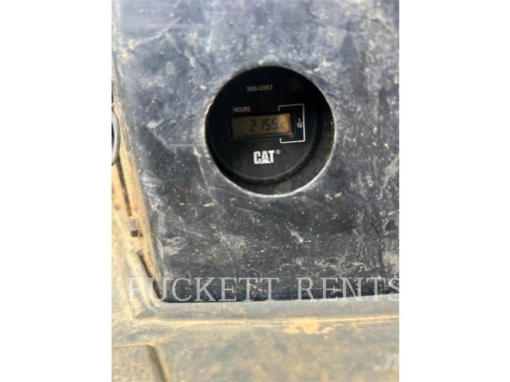 CAT 305E2CR Kāpurķēžu ekskavatori